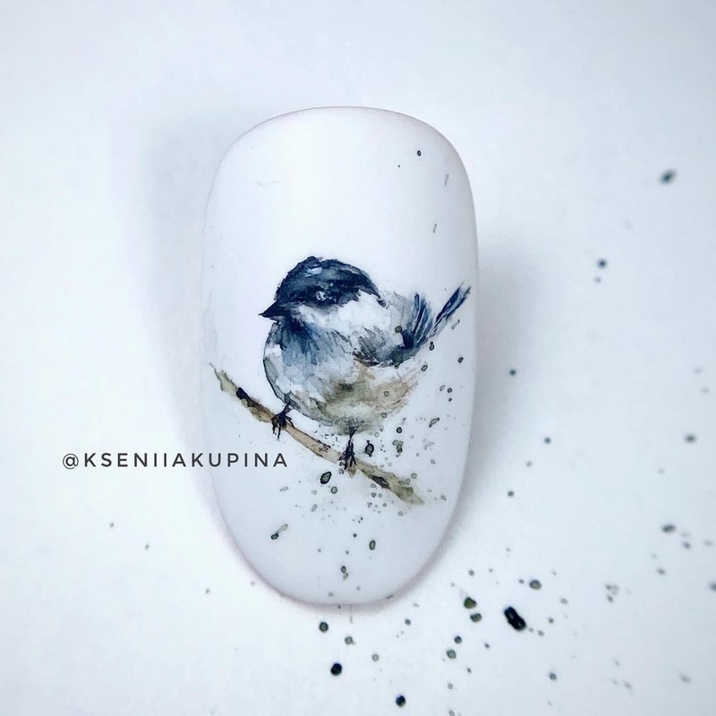 Зимний маникюр с рисунком 2026-2027: креативные тенденции зимнего нейл-арта