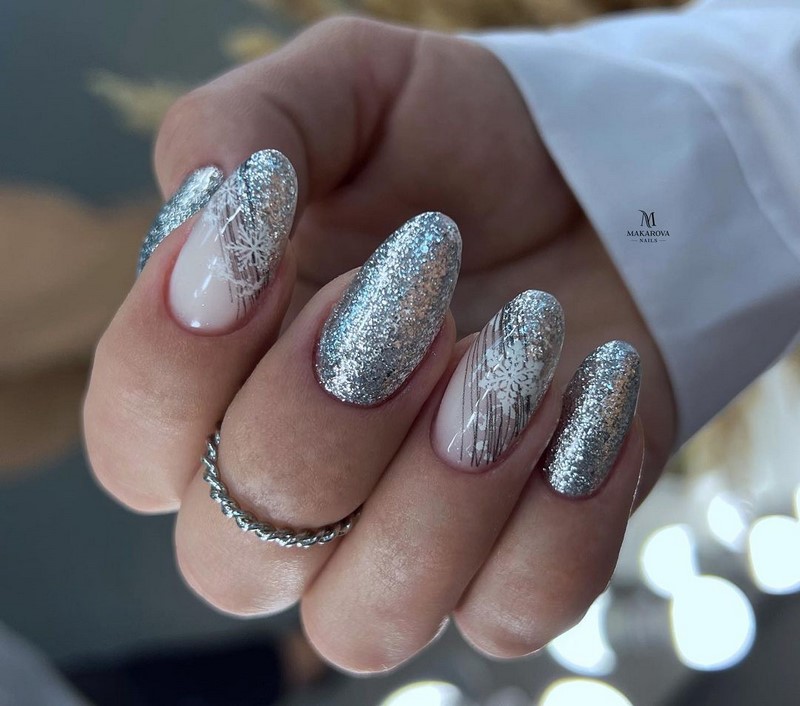 Зимний маникюр с рисунком 2026-2027: креативные тенденции зимнего нейл-арта