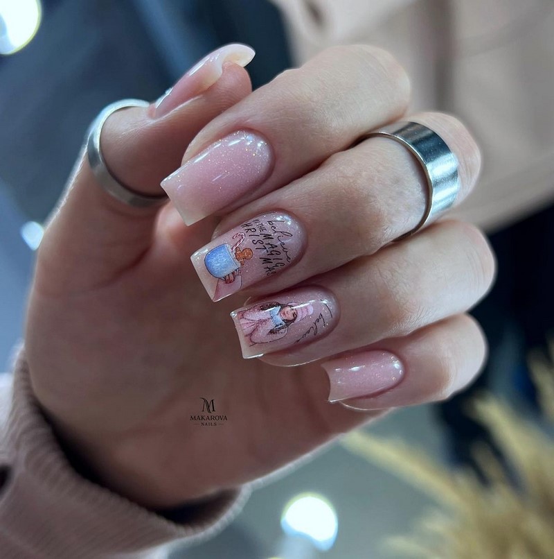 Зимний маникюр с рисунком 2026-2027: креативные тенденции зимнего нейл-арта