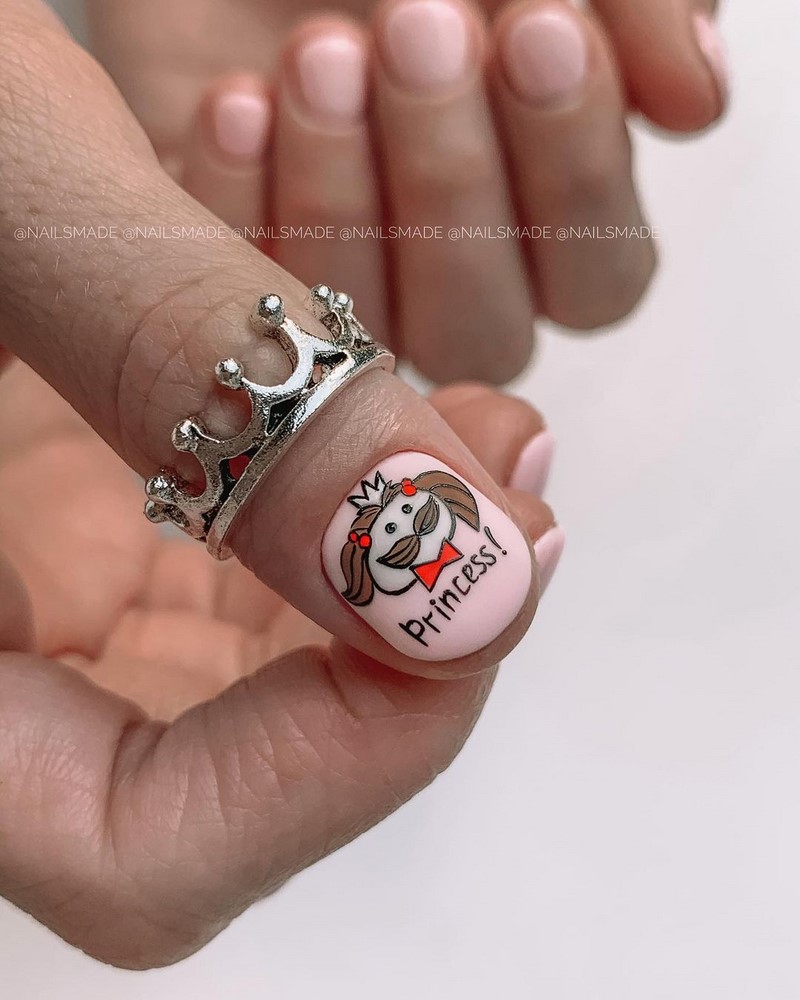 Зимний маникюр с рисунком 2026-2027: креативные тенденции зимнего нейл-арта