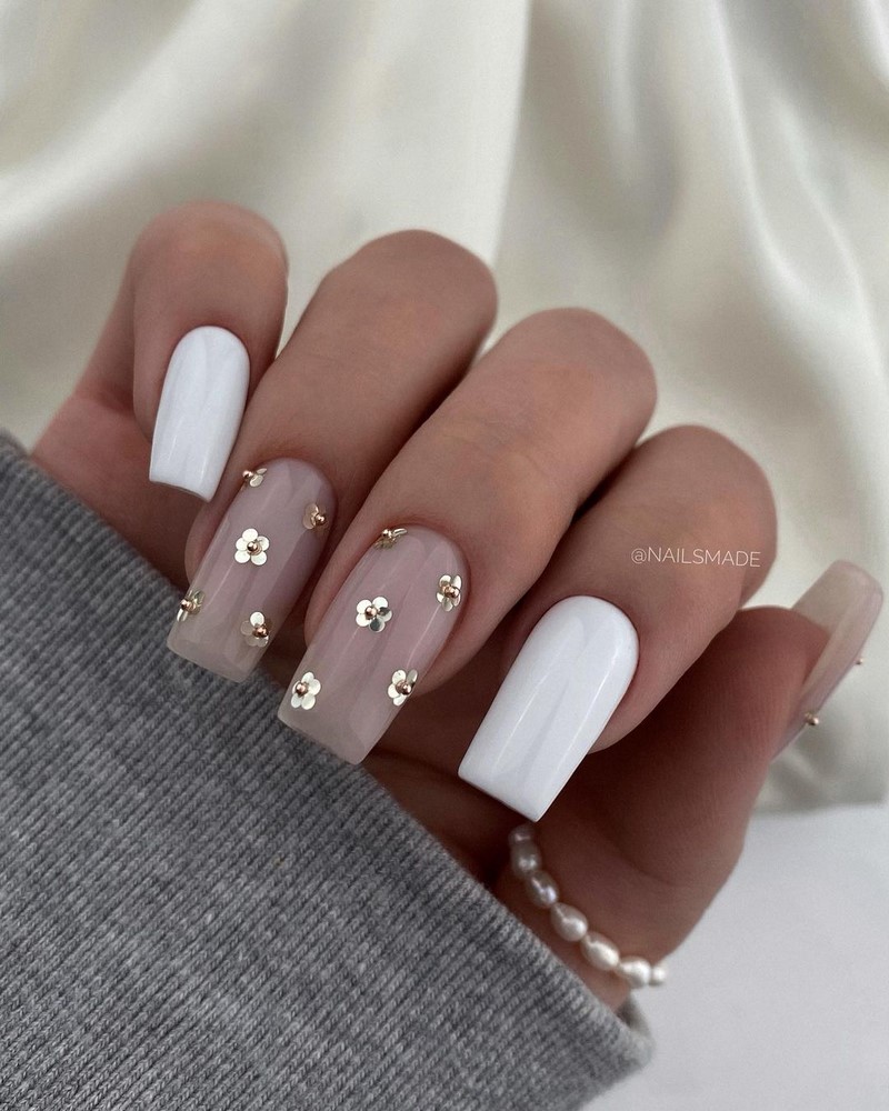 Зимний маникюр с рисунком 2026-2027: креативные тенденции зимнего нейл-арта