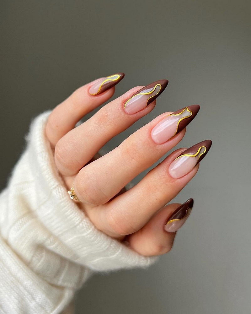 Модный новогодний маникюр 2027 – тренды дизайна на фото