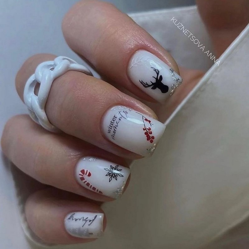 Модный новогодний маникюр 2027 – тренды дизайна на фото