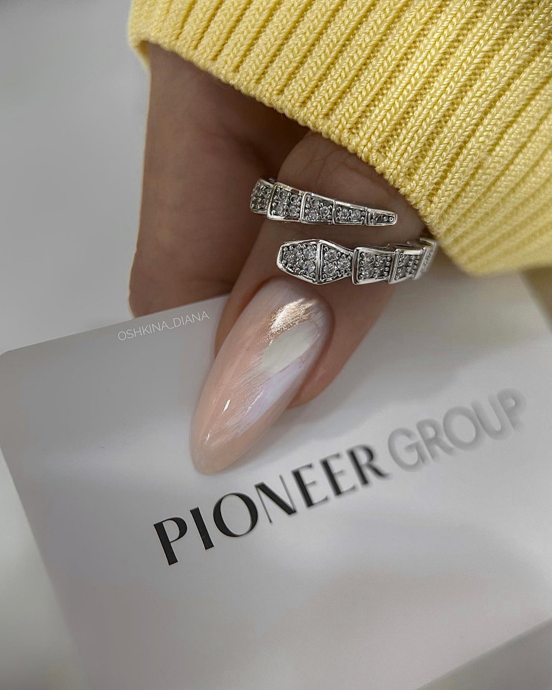 Модный маникюр 2026 — фото, новинки, лучшие идеи и тренды