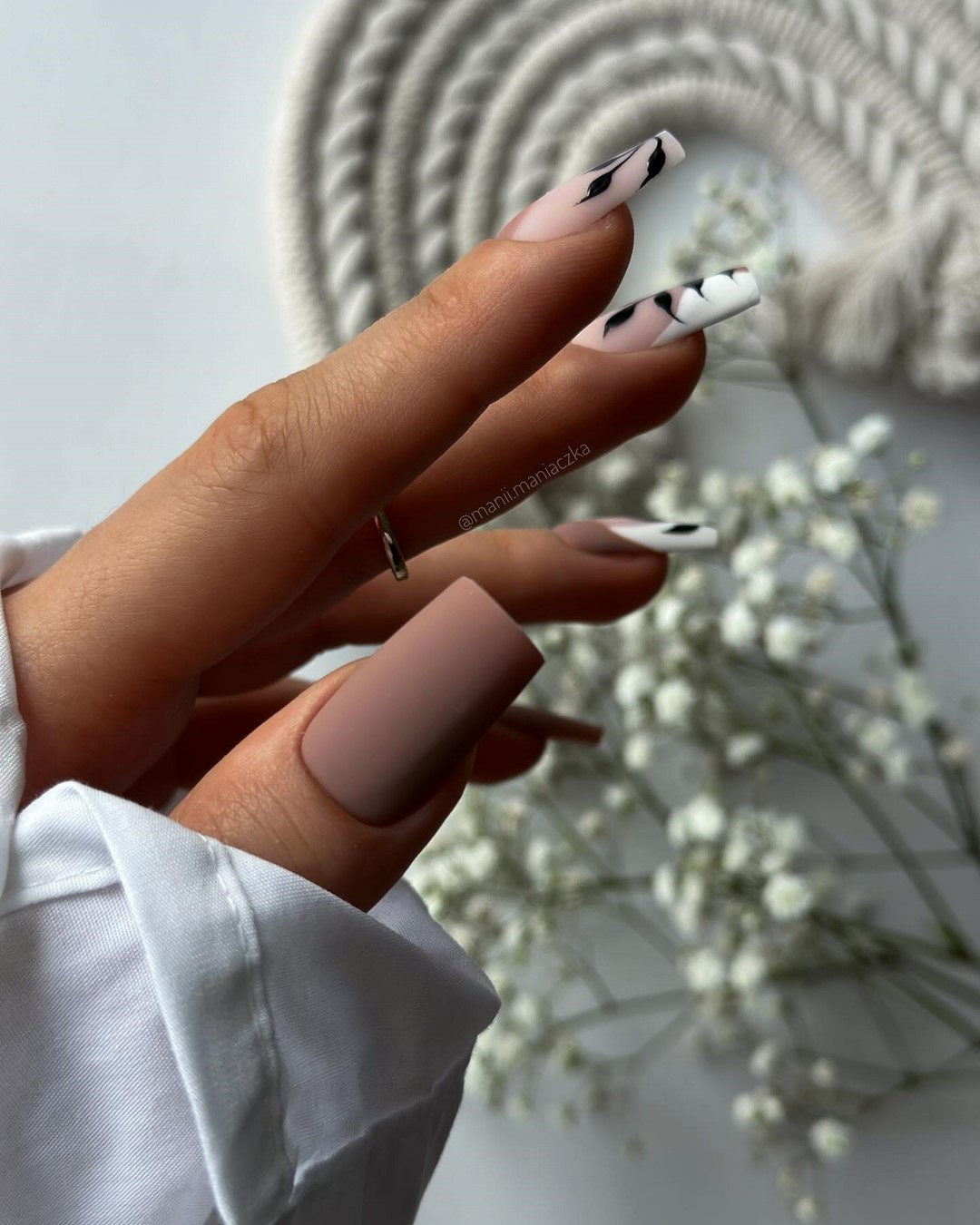 Модный маникюр 2026 — фото, новинки, лучшие идеи и тренды