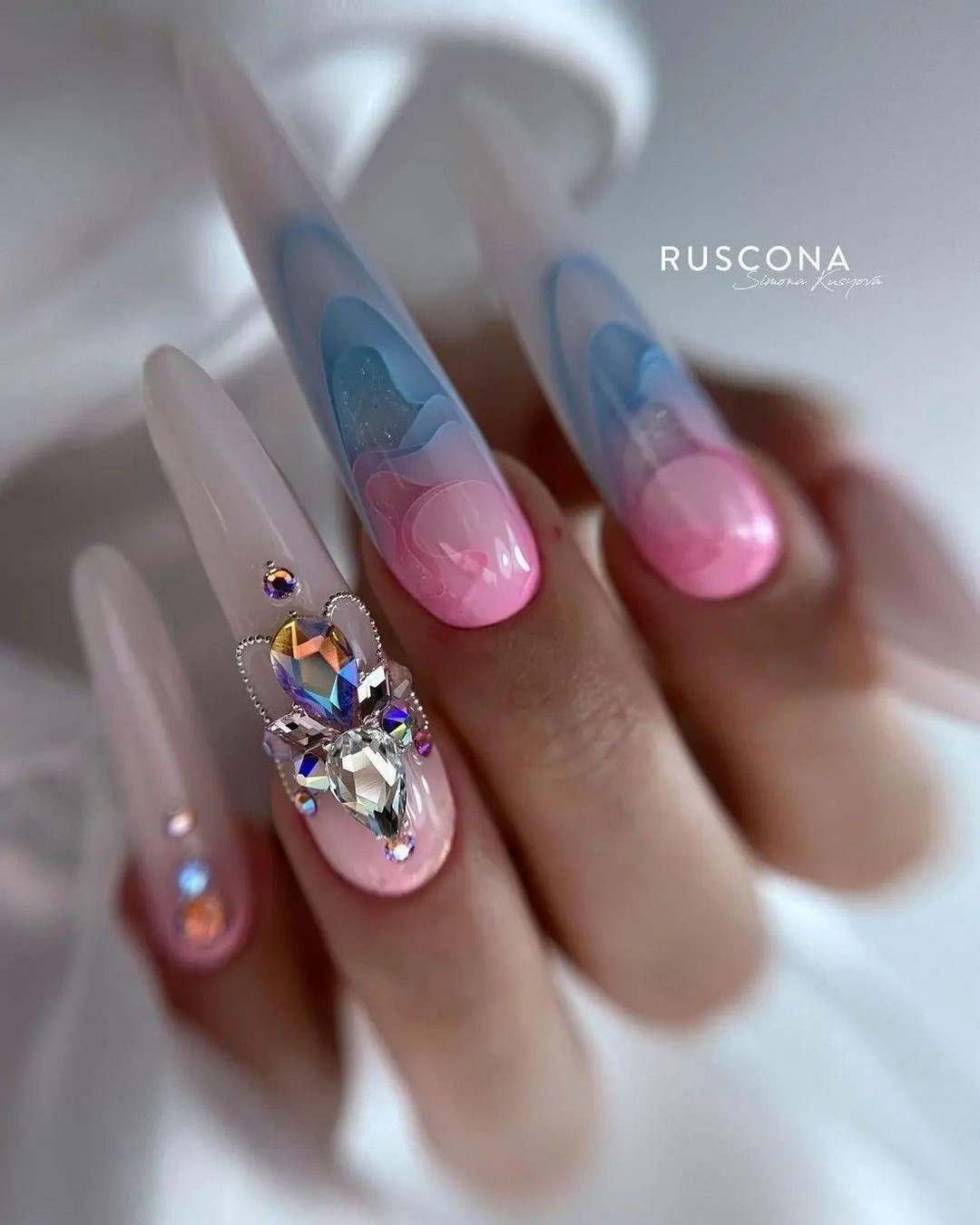 Модный маникюр 2026 — фото, новинки, лучшие идеи и тренды