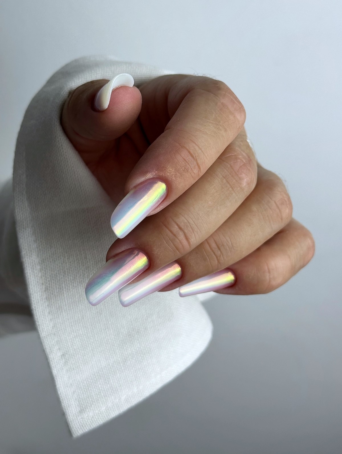 Какой маникюр будет в тренде осенью 2026 года