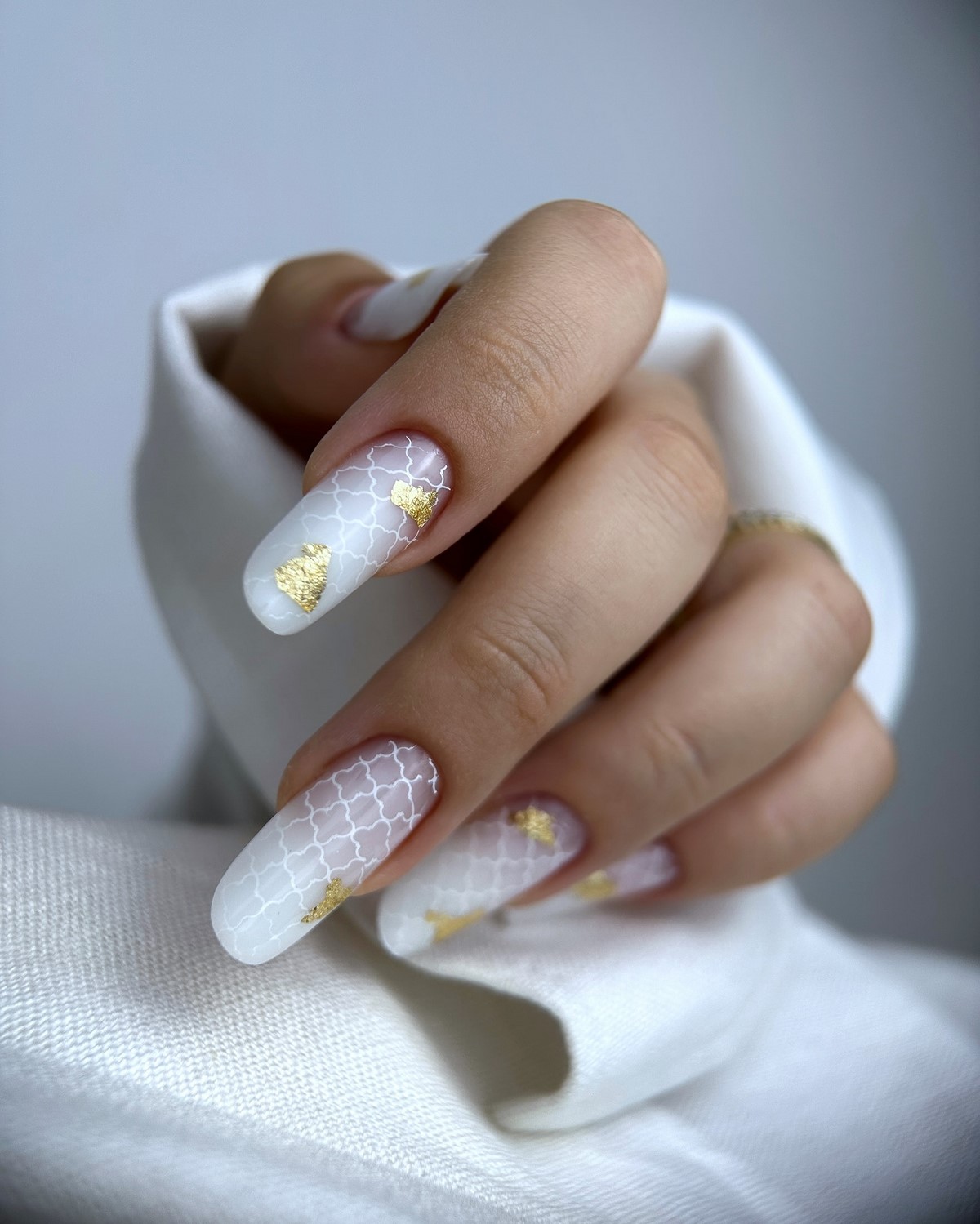 Какой маникюр будет в тренде осенью 2026 года