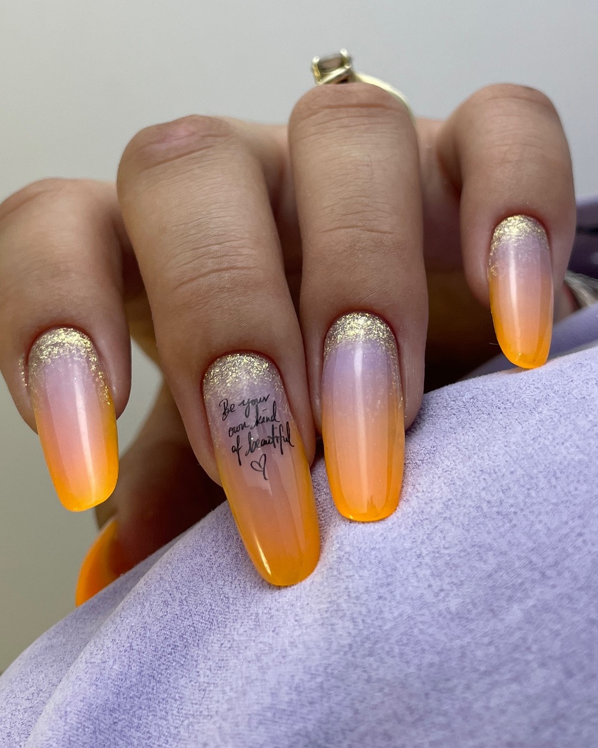 Какой маникюр будет в тренде осенью 2026 года