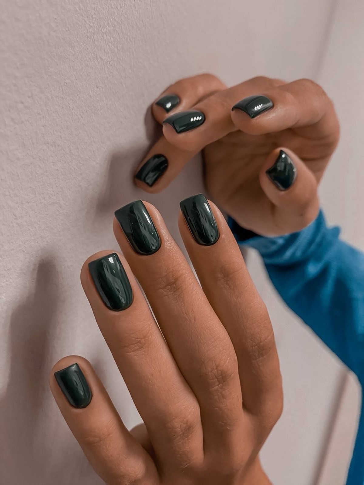 Какой маникюр будет в тренде осенью 2026 года