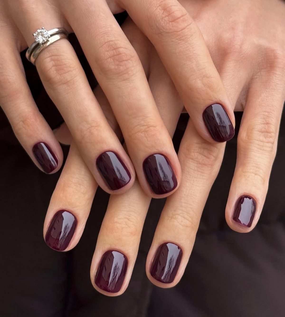 Какой маникюр будет в тренде осенью 2026 года