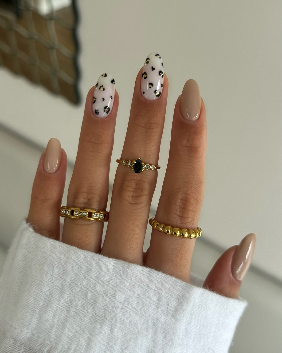 Какой маникюр будет в тренде осенью 2026 года