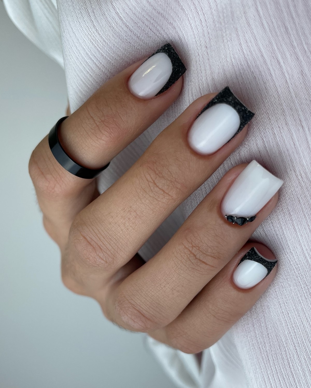 Какой маникюр будет в тренде осенью 2026 года