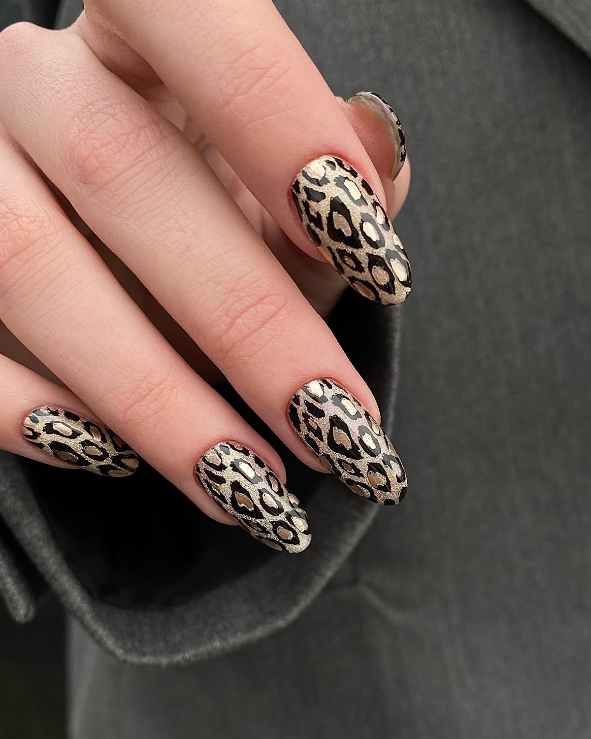 Какой маникюр будет в тренде осенью 2026 года