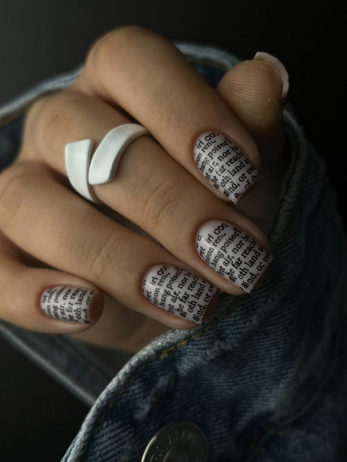 Какой маникюр будет в тренде осенью 2026 года