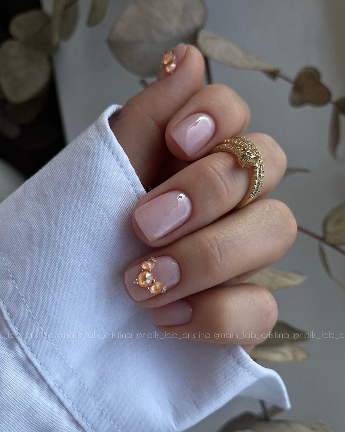 Маникюр в ноябре 2026 – трендовые стили нейл-дизайна