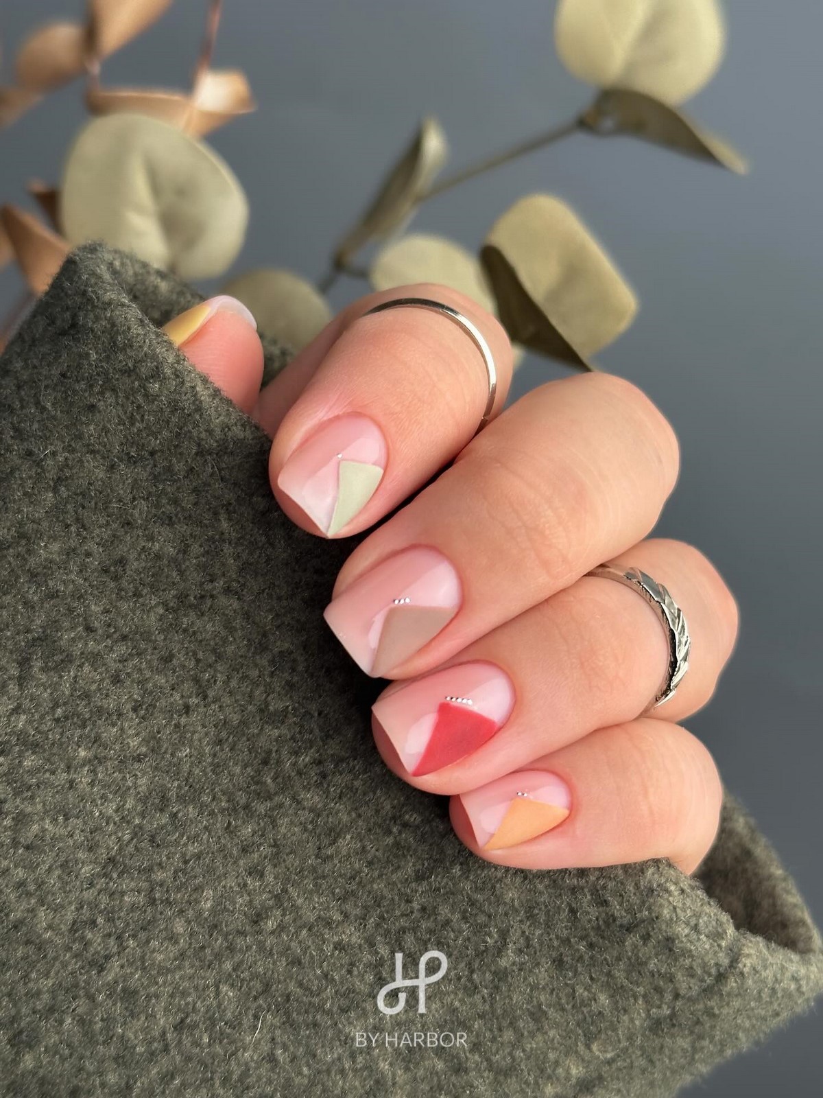 Маникюр в ноябре 2026 – трендовые стили нейл-дизайна