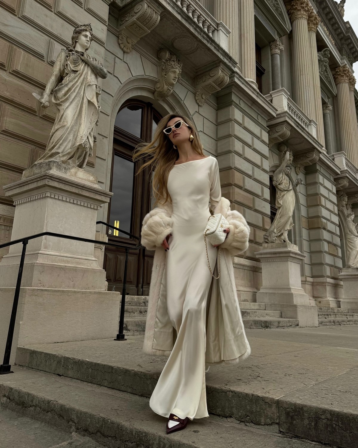 Новогодние платья 2027: встречаем праздник стильно