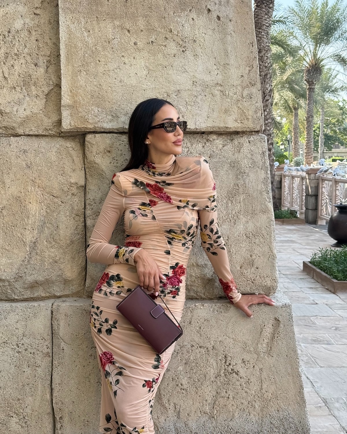 Новогодние платья 2027: встречаем праздник стильно