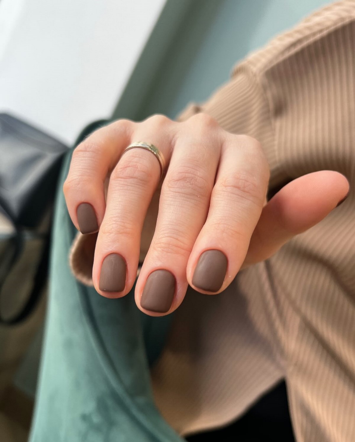 Маникюр в ноябре 2026 – трендовые стили нейл-дизайна