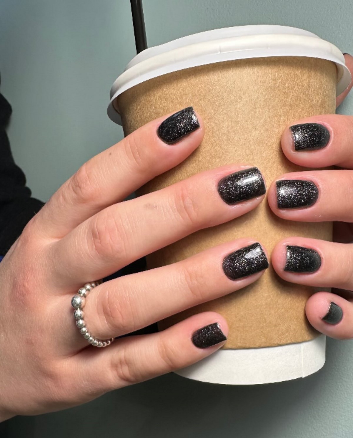 Маникюр в ноябре 2026 – трендовые стили нейл-дизайна