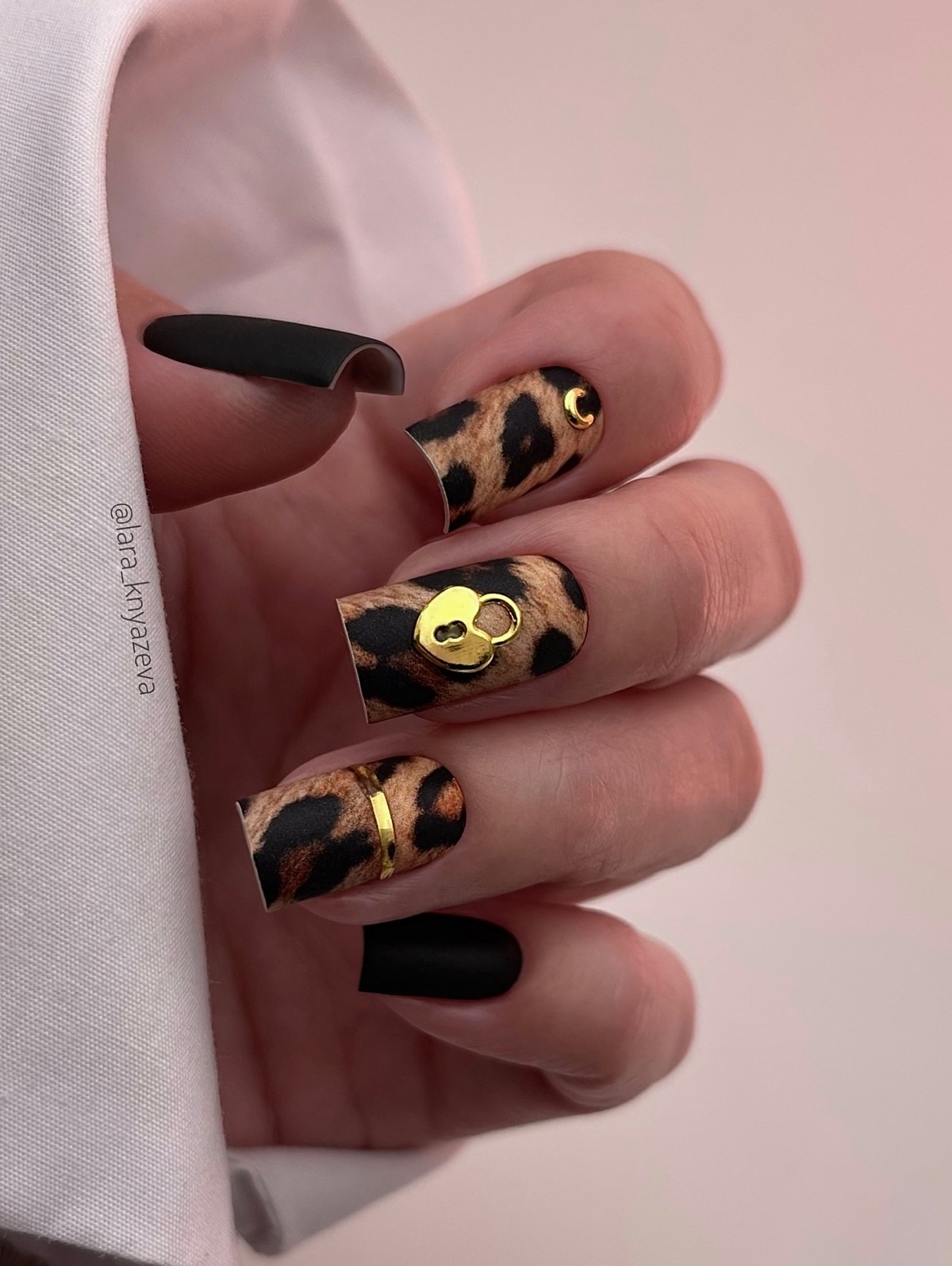 Маникюр в ноябре 2026 – трендовые стили нейл-дизайна