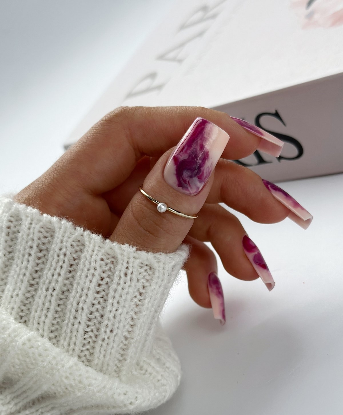 Маникюр в ноябре 2026 – трендовые стили нейл-дизайна