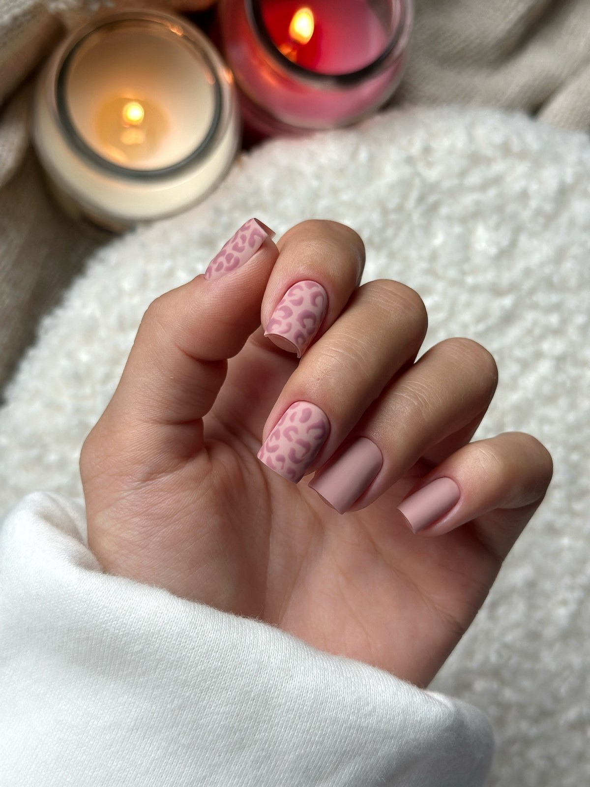 Маникюр в ноябре 2026 – трендовые стили нейл-дизайна