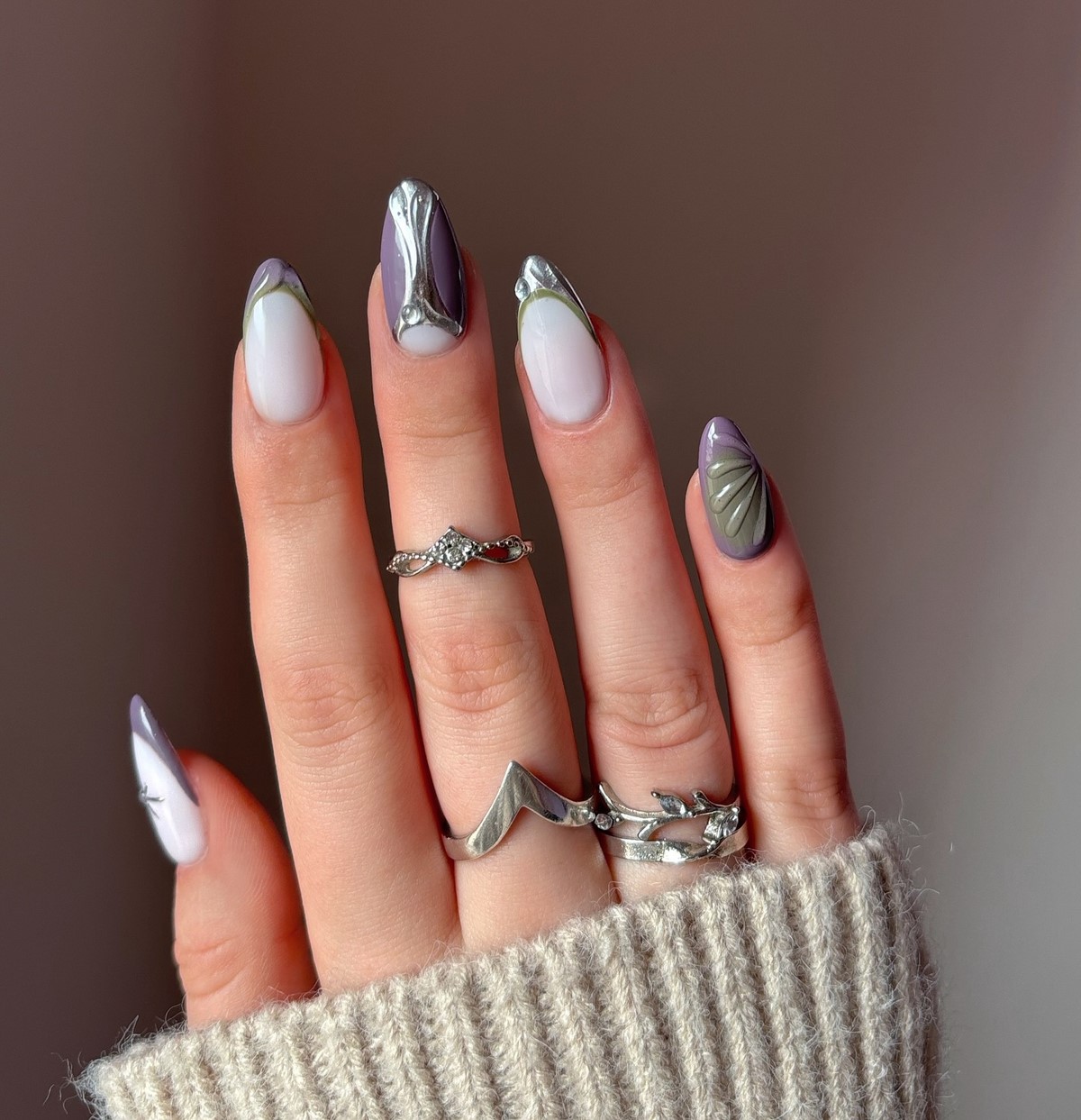 Маникюр в ноябре 2026 – трендовые стили нейл-дизайна