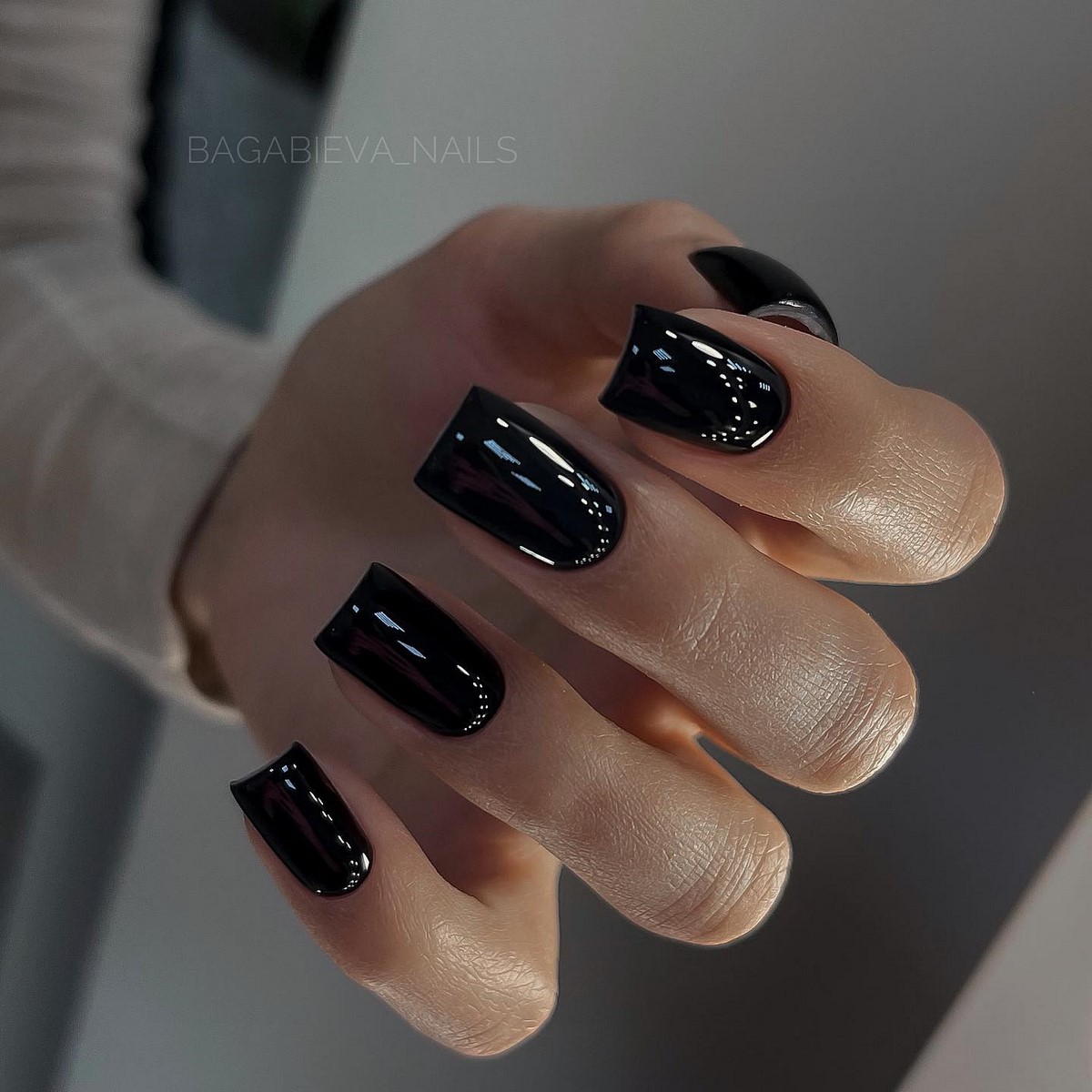 Маникюр в ноябре 2026 – трендовые стили нейл-дизайна