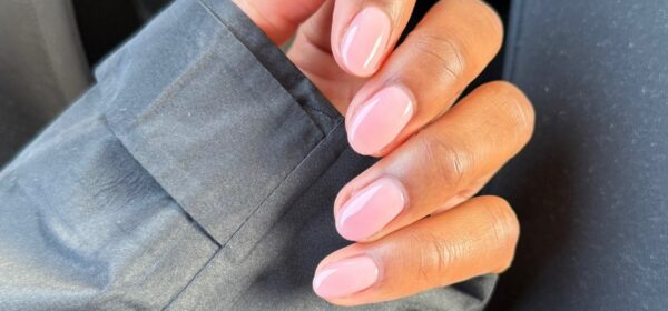 Френч сдает позиции: маникюр, который вытесняет классику