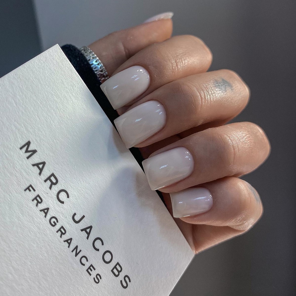 Маникюр, который выглядит дешево: главные ошибки