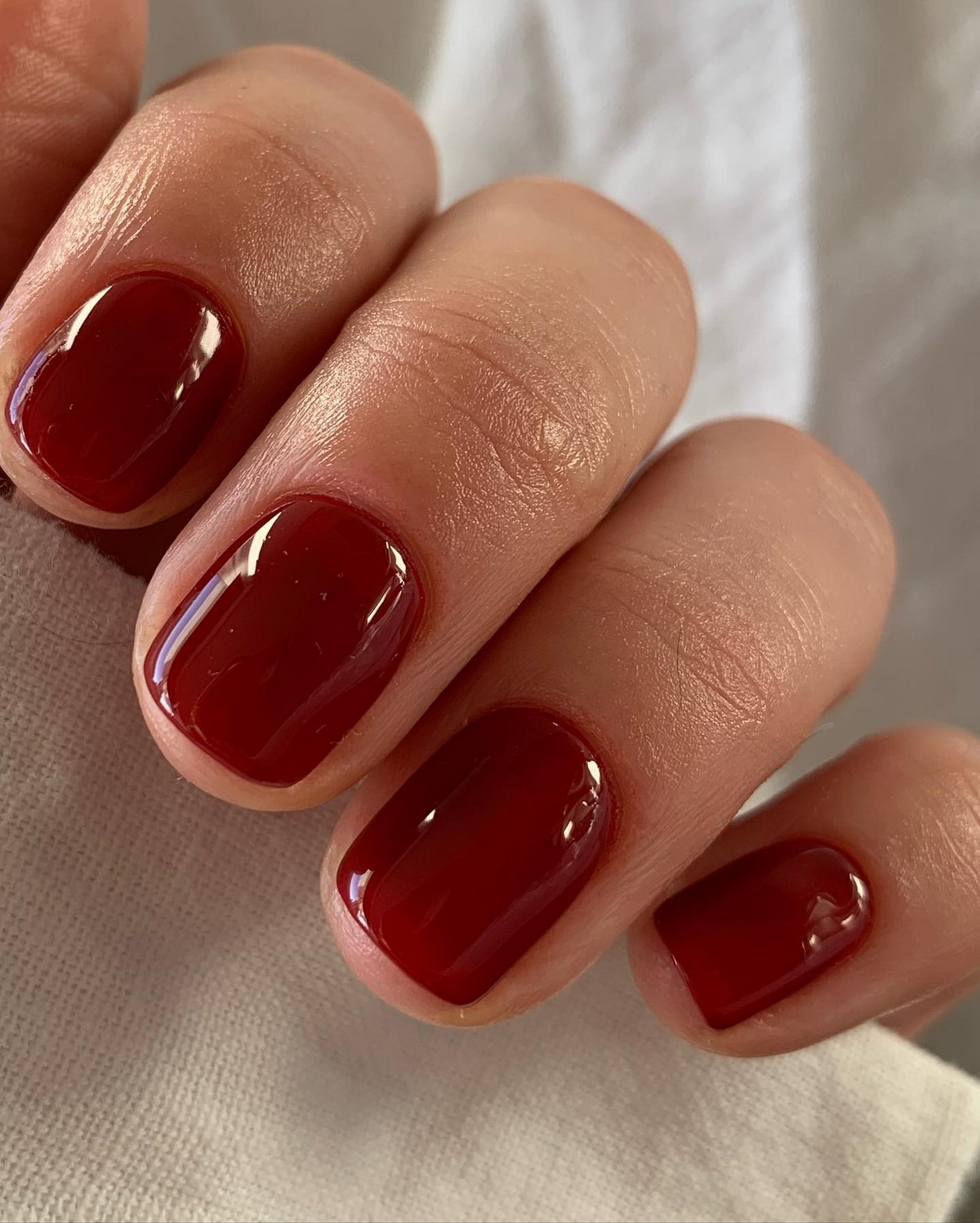 Маникюр, который выглядит дешево: главные ошибки