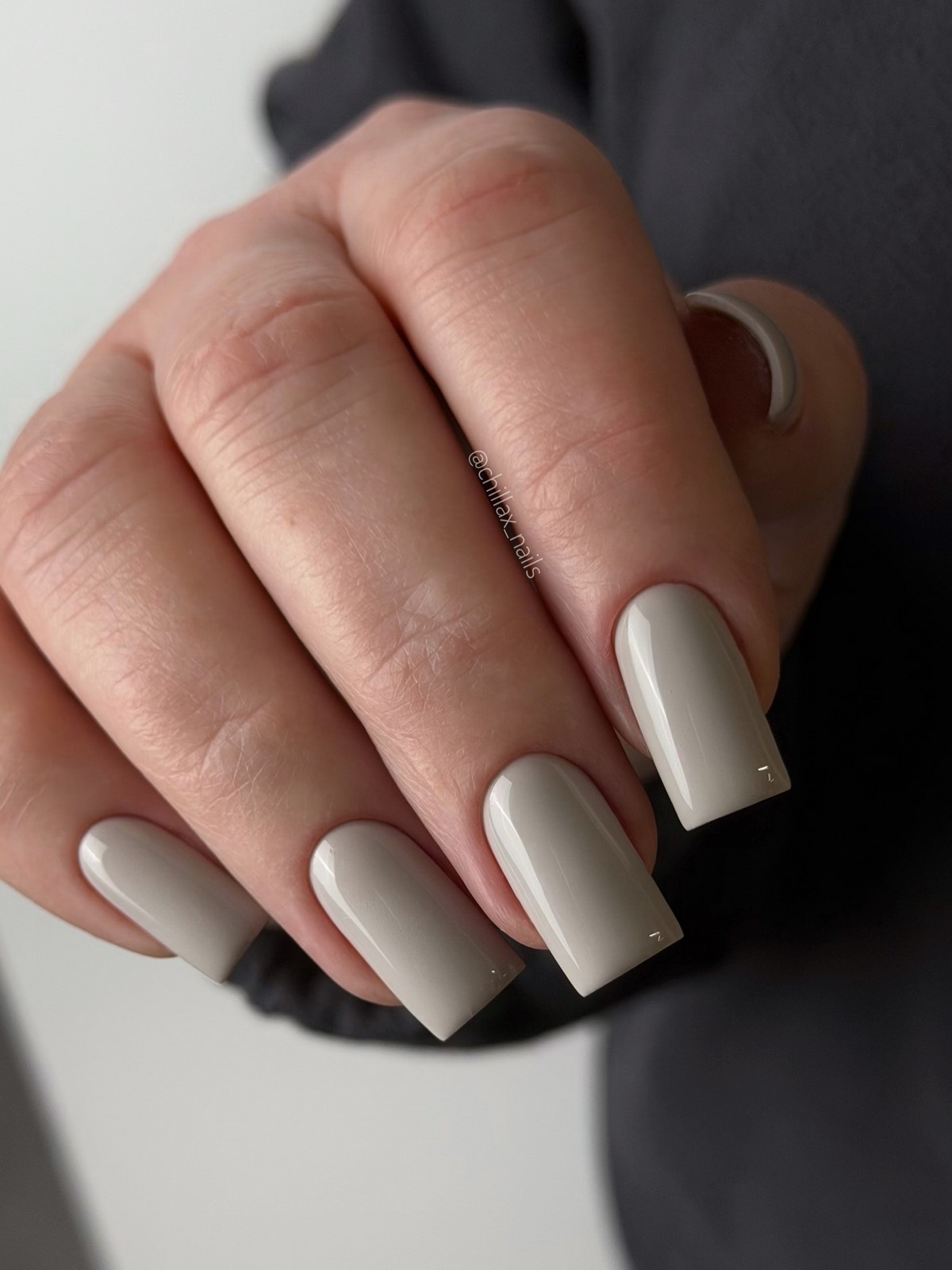 Маникюр, который старит руки: ошибки, которые делают образ старше