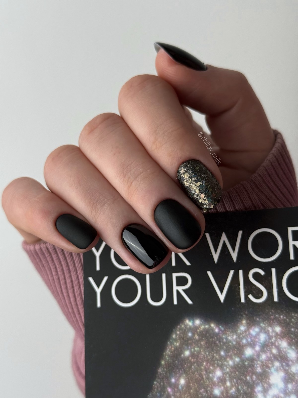 Маникюр, который старит руки: ошибки, которые делают образ старше