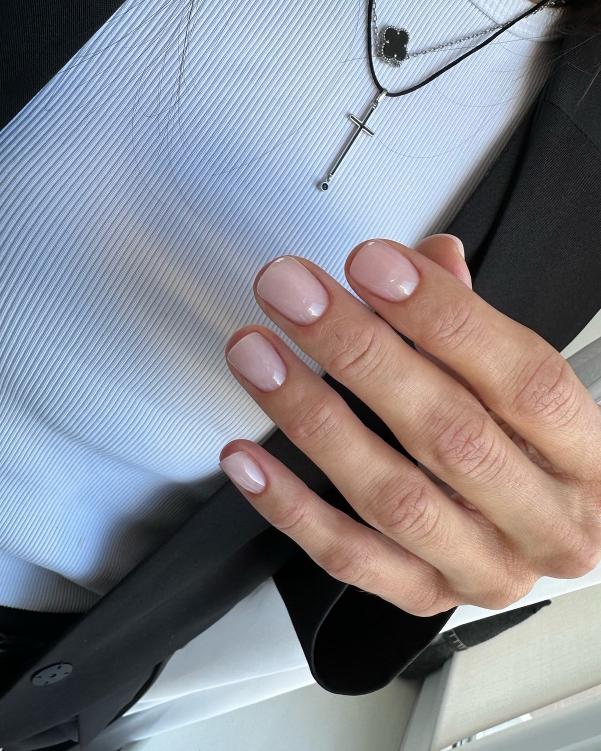 Маникюр, на который начали чаще обращать внимание — что изменилось