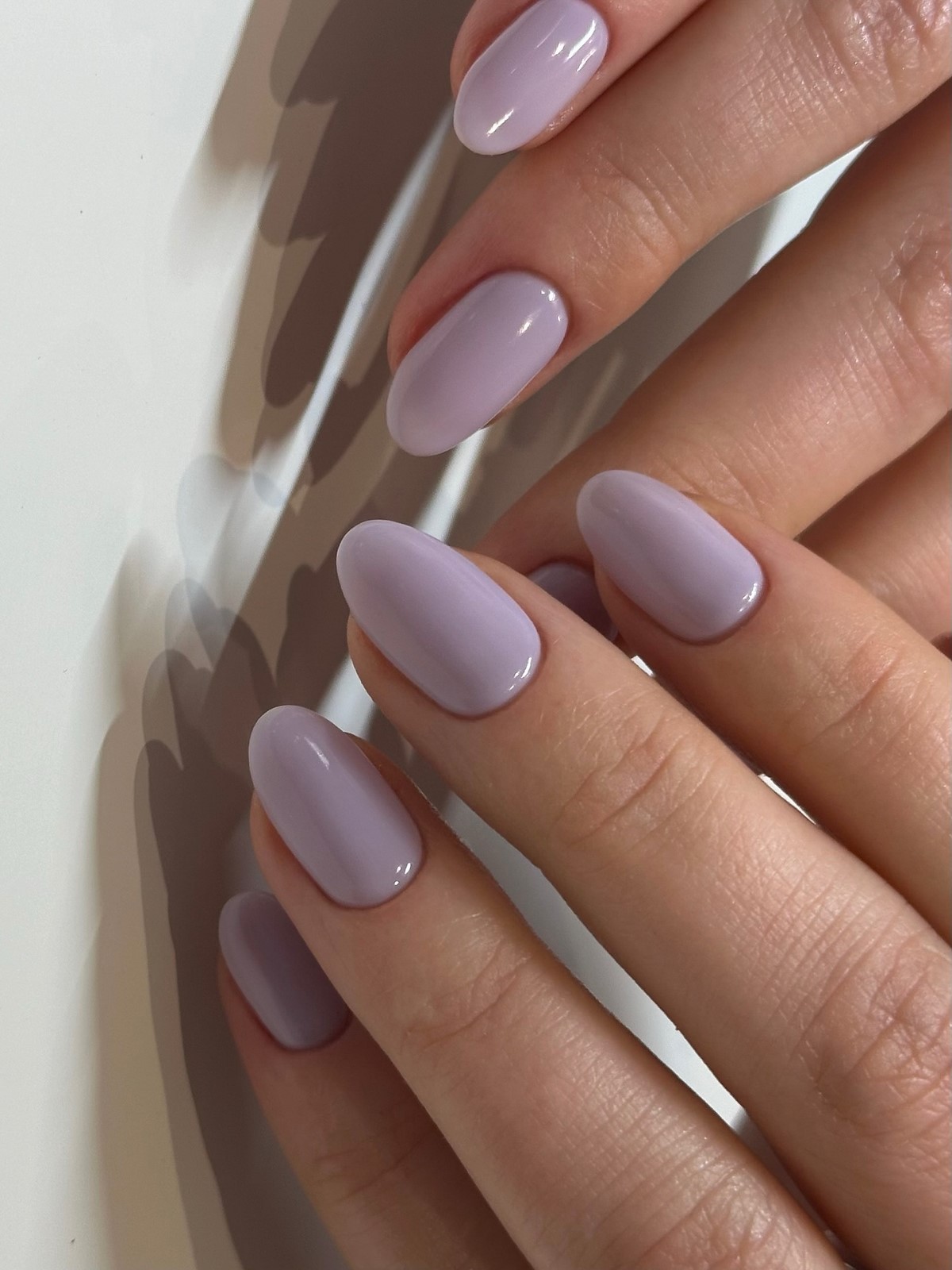 Маникюр, который старит руки: ошибки, которые делают образ старше