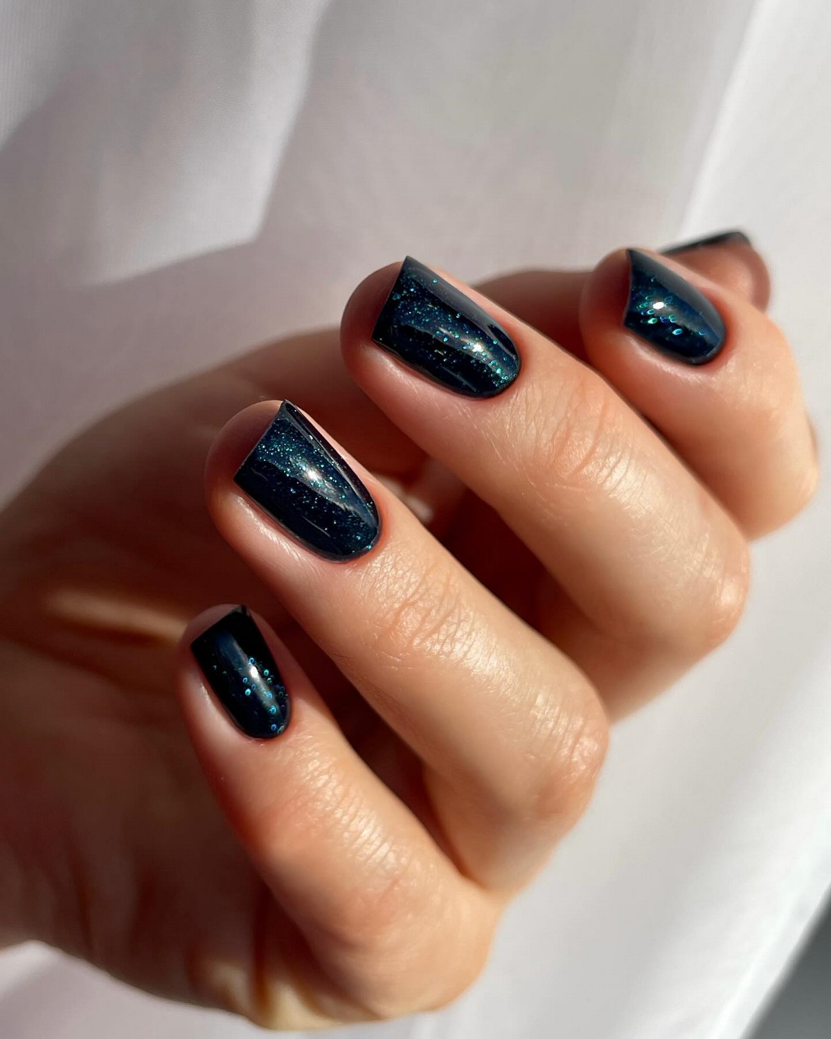 Маникюр, который выглядит дешево: главные ошибки