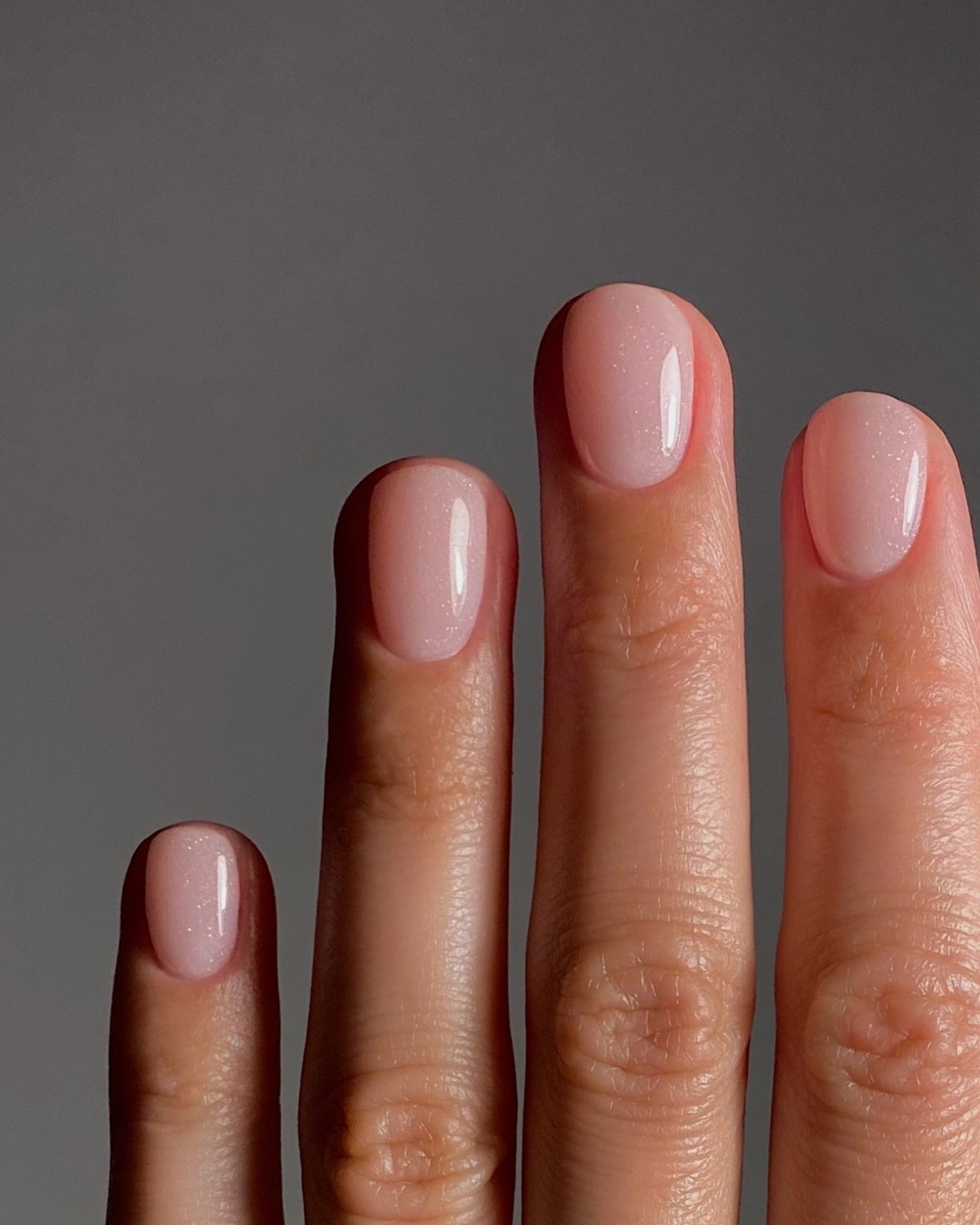 Маникюр, на который начали чаще обращать внимание — что изменилось