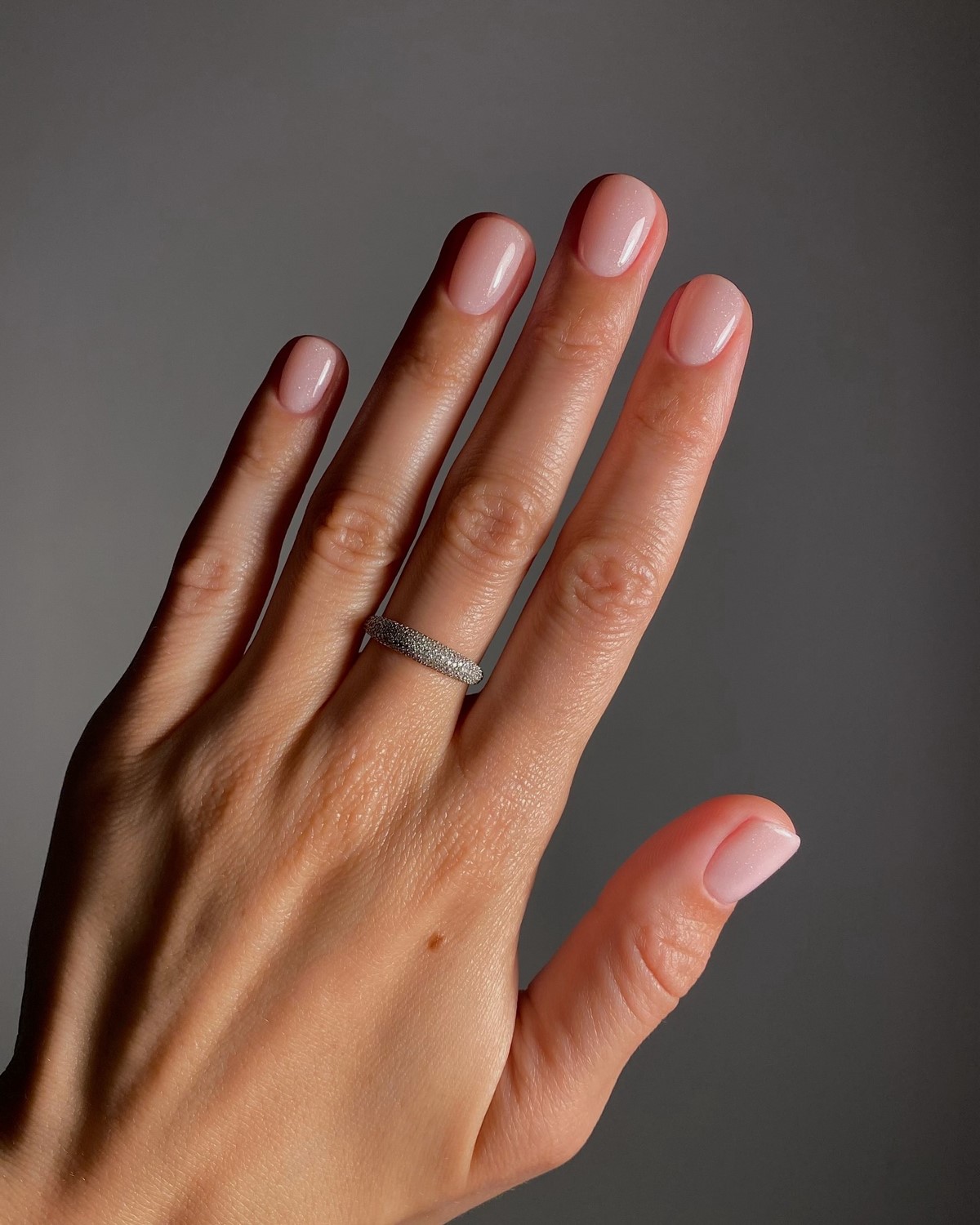 Маникюр, на который начали чаще обращать внимание — что изменилось