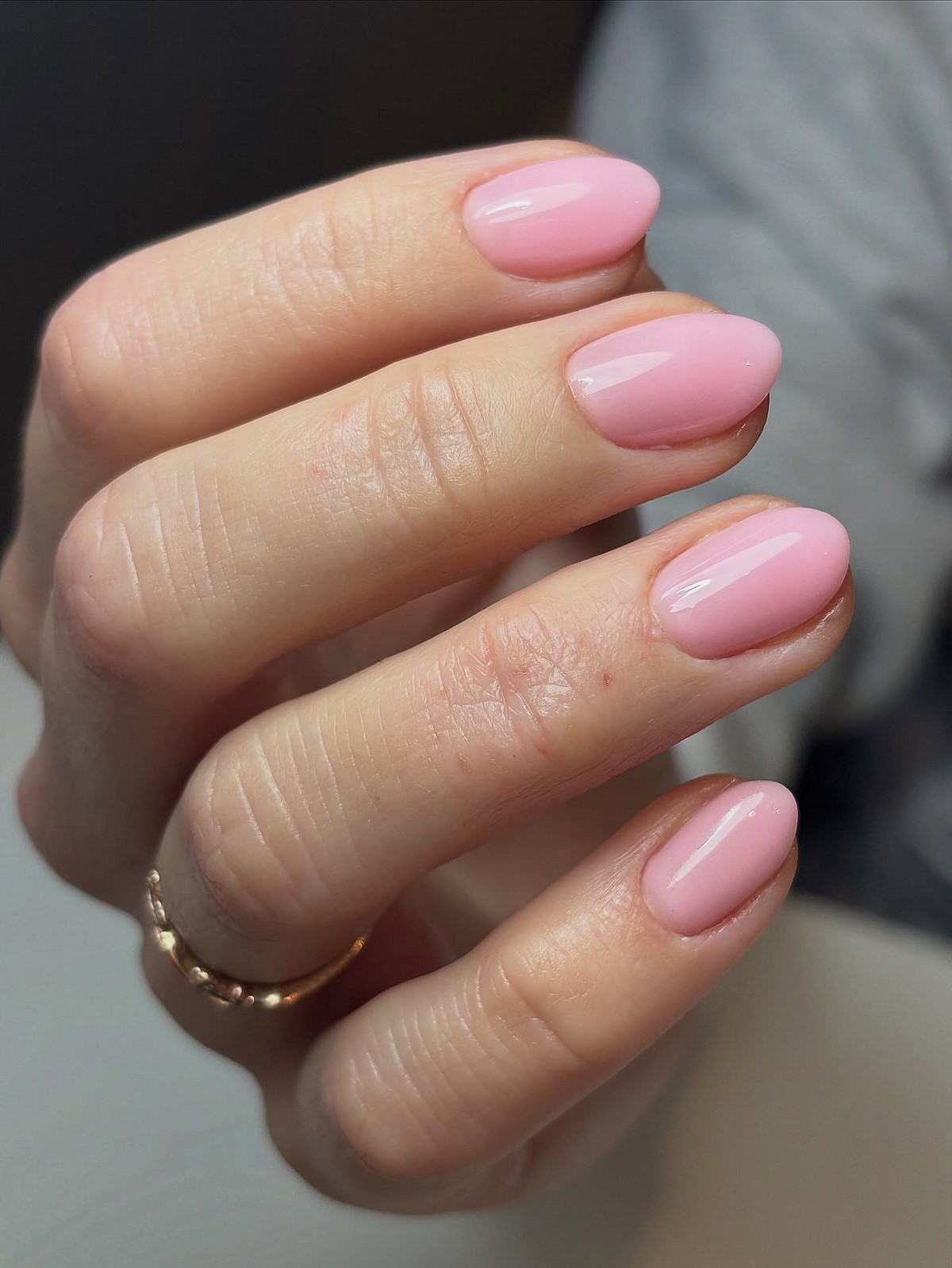 Прозрачные ногти весной 2026: идеи и варианты